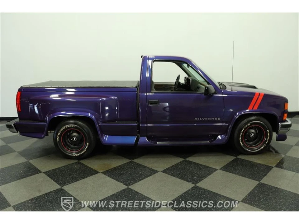 1994 Chevrolet Silverado - Image 13 of 31
