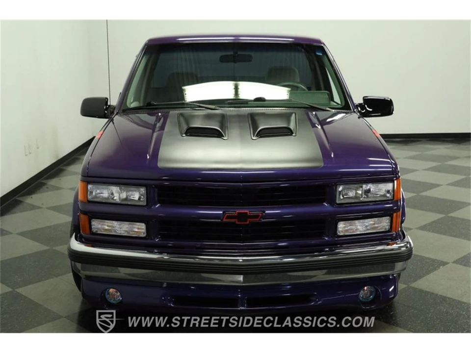 1994 Chevrolet Silverado - Image 16 of 31