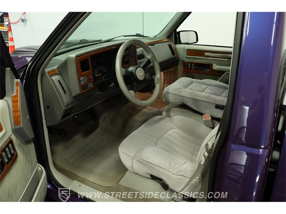 1994 Chevrolet Silverado - Image 4 of 31