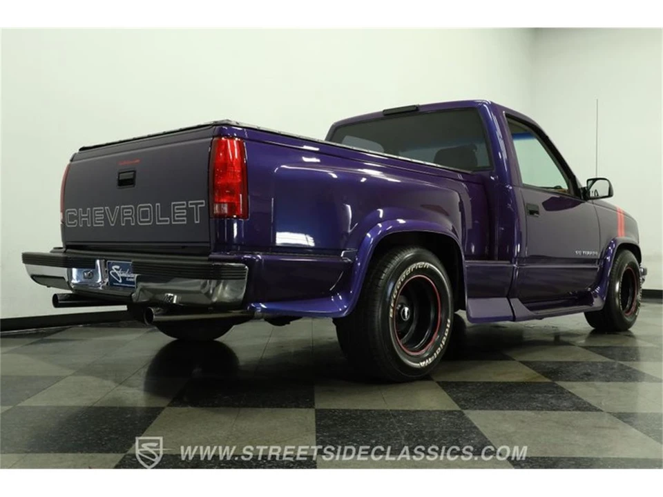 1994 Chevrolet Silverado - Image 26 of 31