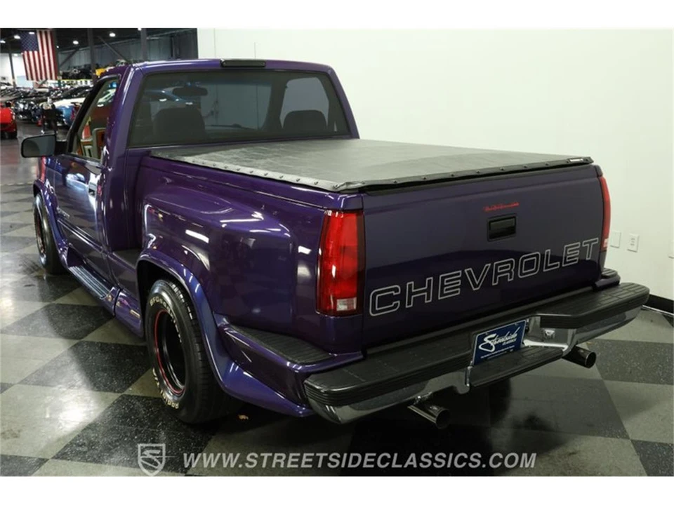 1994 Chevrolet Silverado - Image 8 of 31