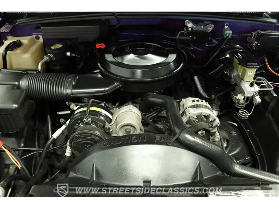 1994 Chevrolet Silverado - Image 3 of 31