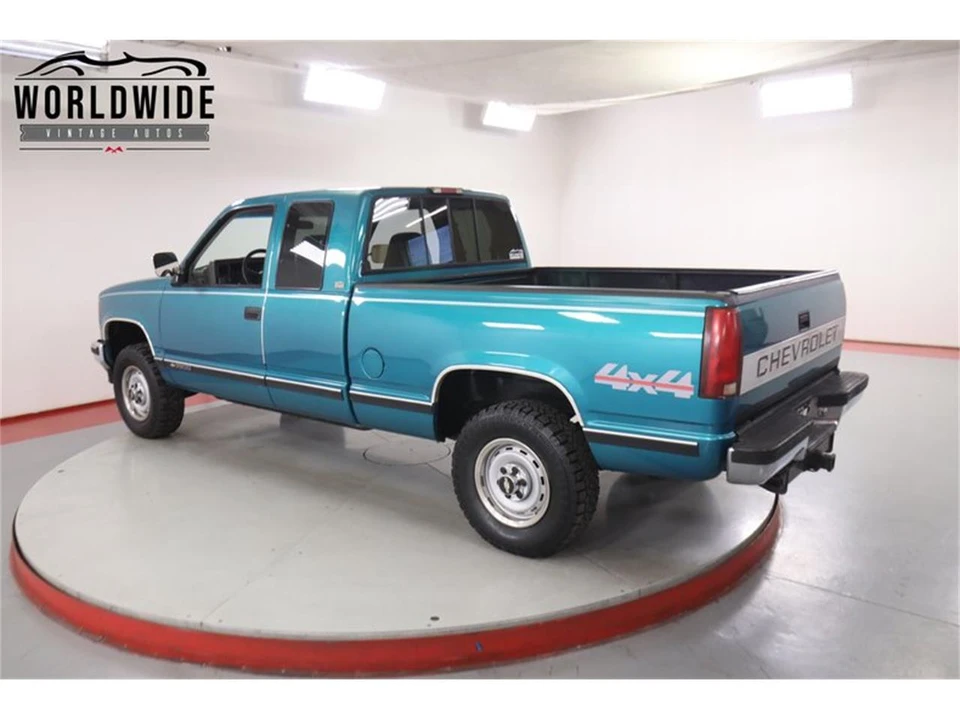 1994 Chevrolet Silverado - Image 5 of 31