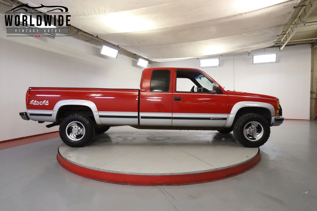 1994 Chevrolet Silverado 1st Gen - Image 4 of 12