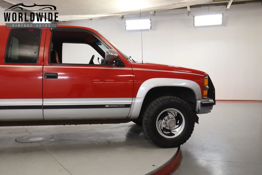1994 Chevrolet Silverado 1st Gen - Image 8 of 12