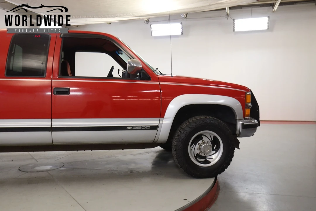 1994 Chevrolet Silverado 1st Gen - Image 8 of 12