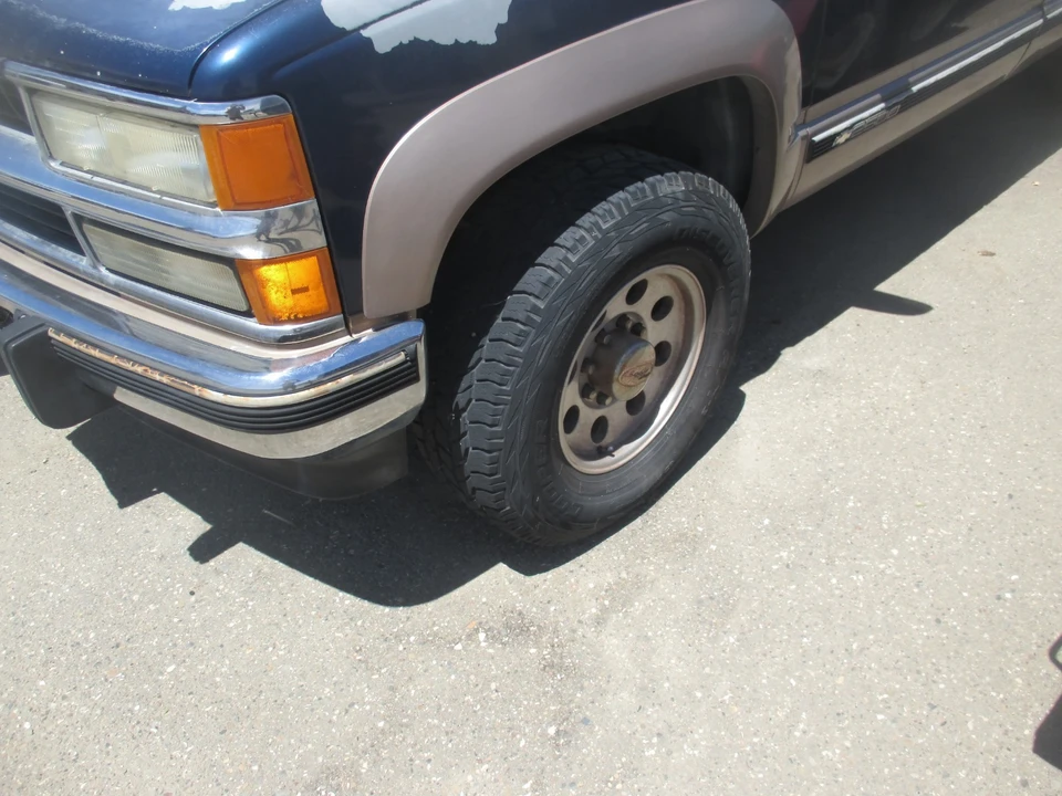 1994 Chevrolet Silverado 1st Gen - Image 10 of 20