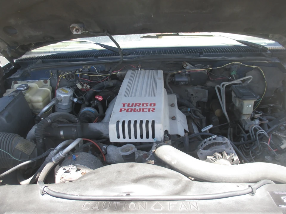 1994 Chevrolet Silverado 1st Gen - Image 2 of 20