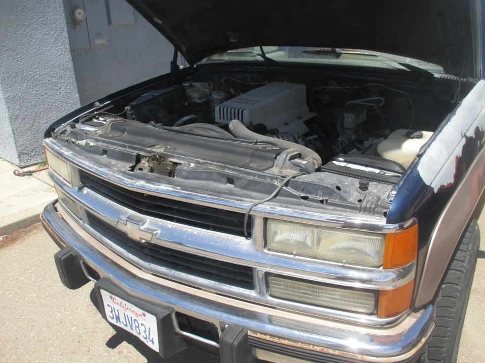 1994 Chevrolet Silverado 1st Gen - Image 3 of 20
