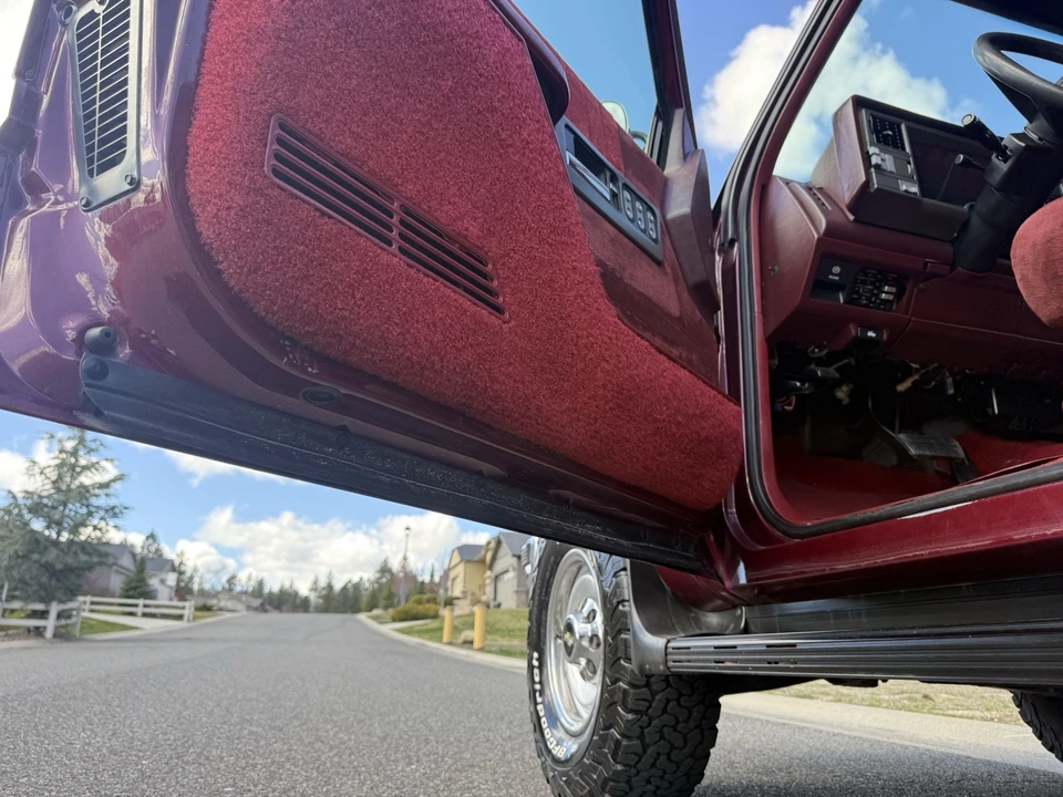 1994 Chevrolet C/K 4th Gen - Image 25 of 31