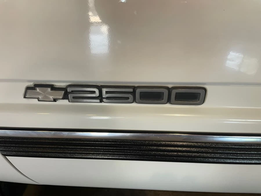 1994 Chevrolet Silverado - Image 5 of 9
