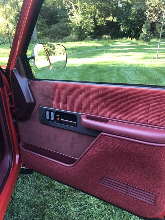 1994 Chevrolet C/K 4th Gen - Image 10 of 12
