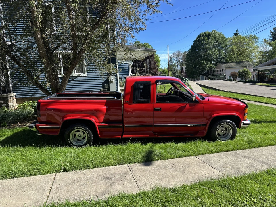 1994 Chevrolet Silverado - Image 10 of 14