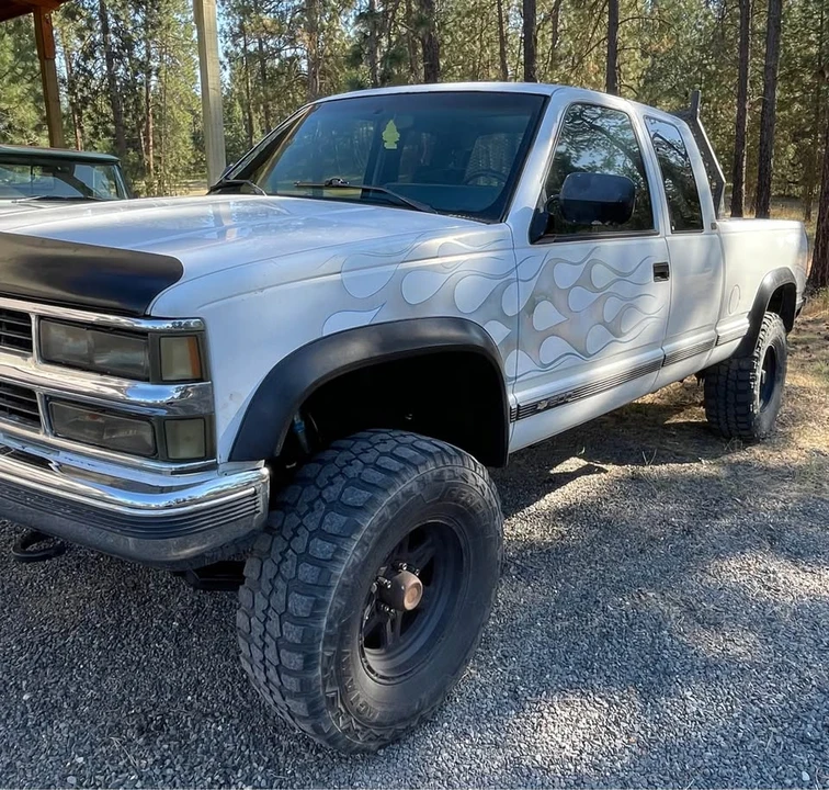 1994 Chevrolet C/K 4th Gen - Image 2 of 10