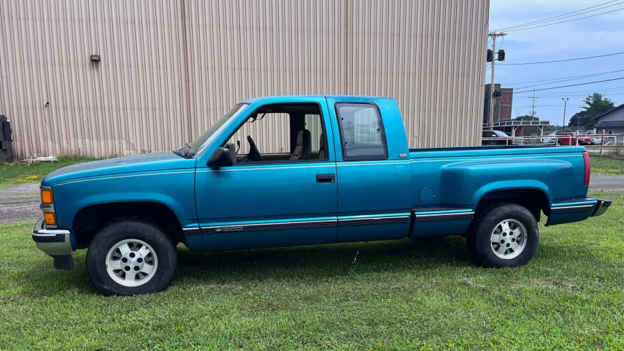 1994 Chevrolet C/K 4th Gen - Image 2 of 23