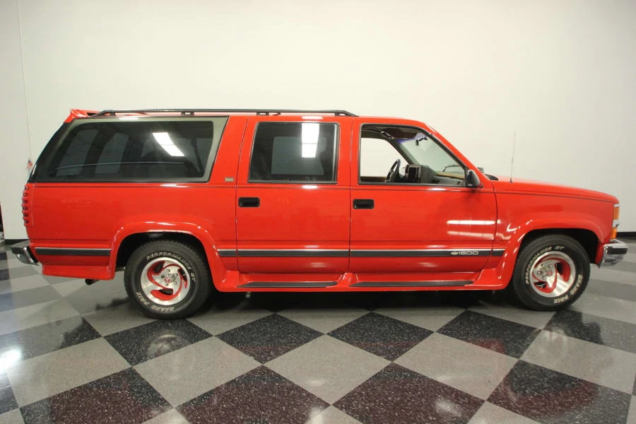 1994 Chevrolet Suburban 8th Gen - Image 10 of 12