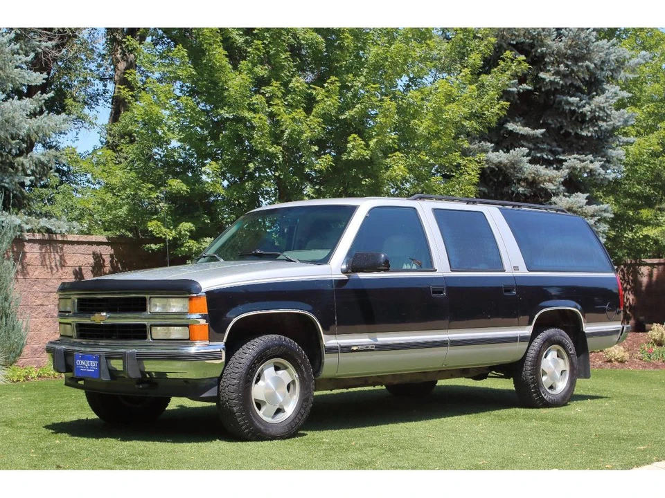 1994 Chevrolet Suburban 8th Gen - Image 11 of 31