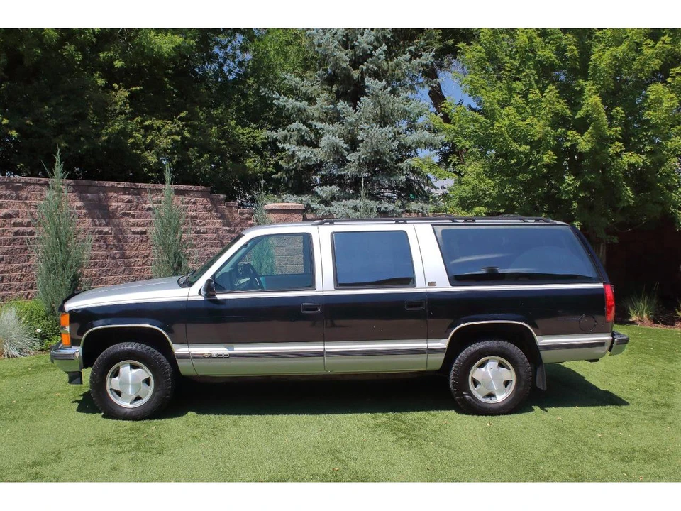 1994 Chevrolet Suburban 8th Gen - Image 13 of 31