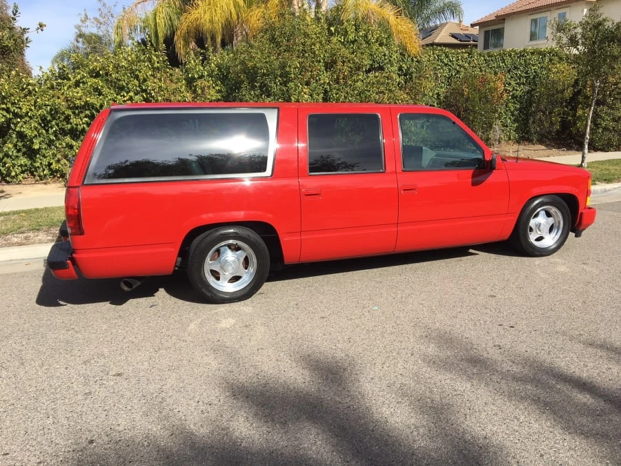 1994 Chevrolet Suburban 8th Gen - Image 11 of 12