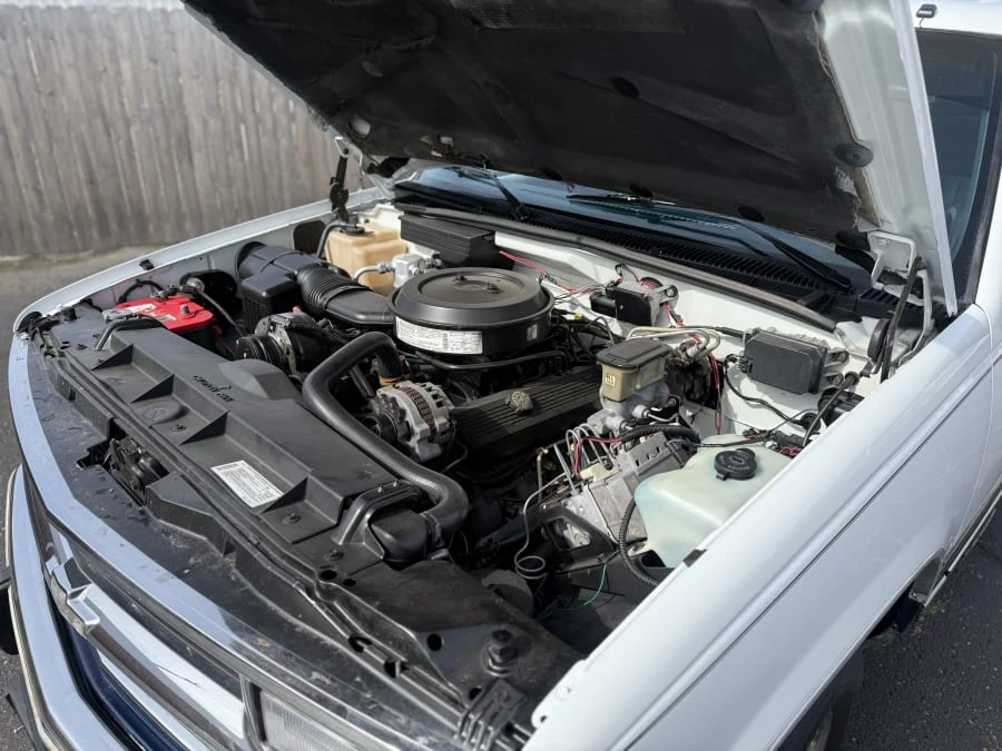 1994 Chevrolet Suburban 8th Gen - Image 11 of 11