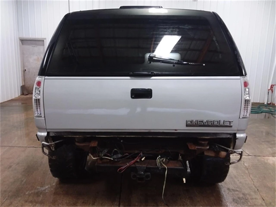 1994 Chevrolet Trailblazer - Image 8 of 15
