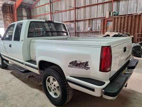1994 Chevrolet C/K 4th Gen - Image 8 of 9
