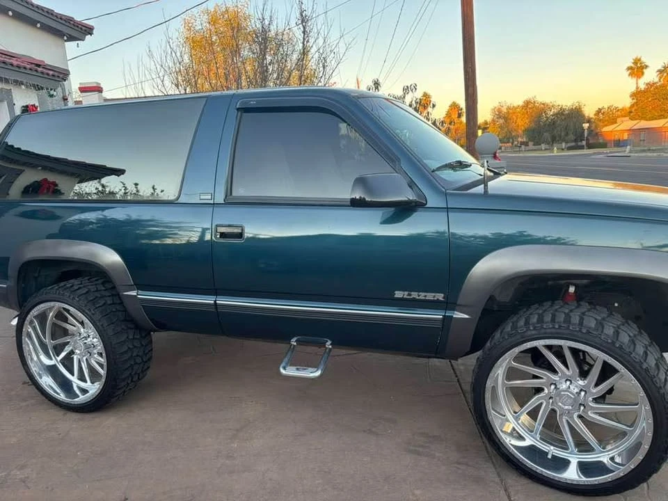 1994 Chevrolet S-10 Blazer 1st Gen - Image 4 of 16