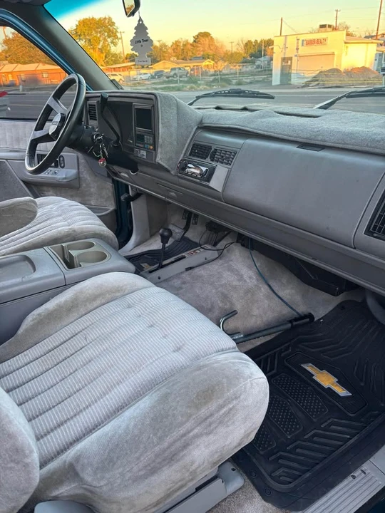 1994 Chevrolet S-10 Blazer 1st Gen - Image 12 of 16
