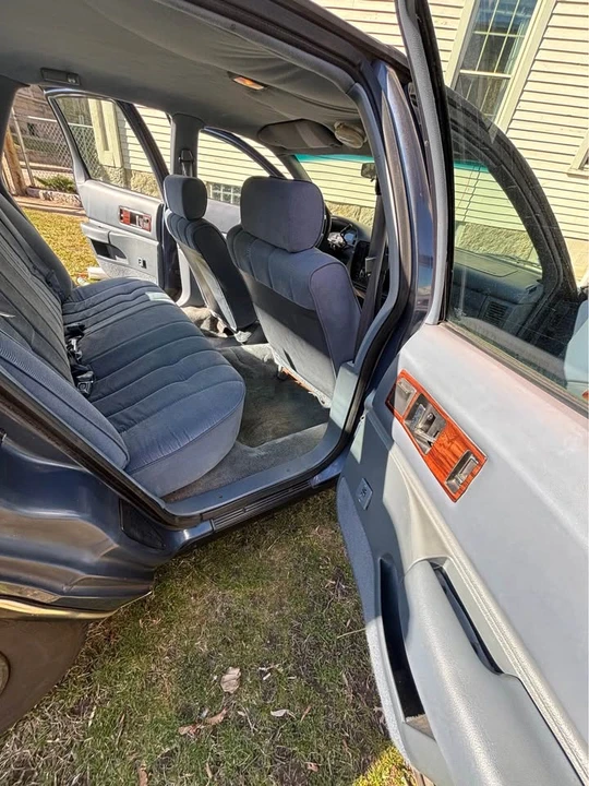 1994 Chevrolet Caprice - Image 9 of 13