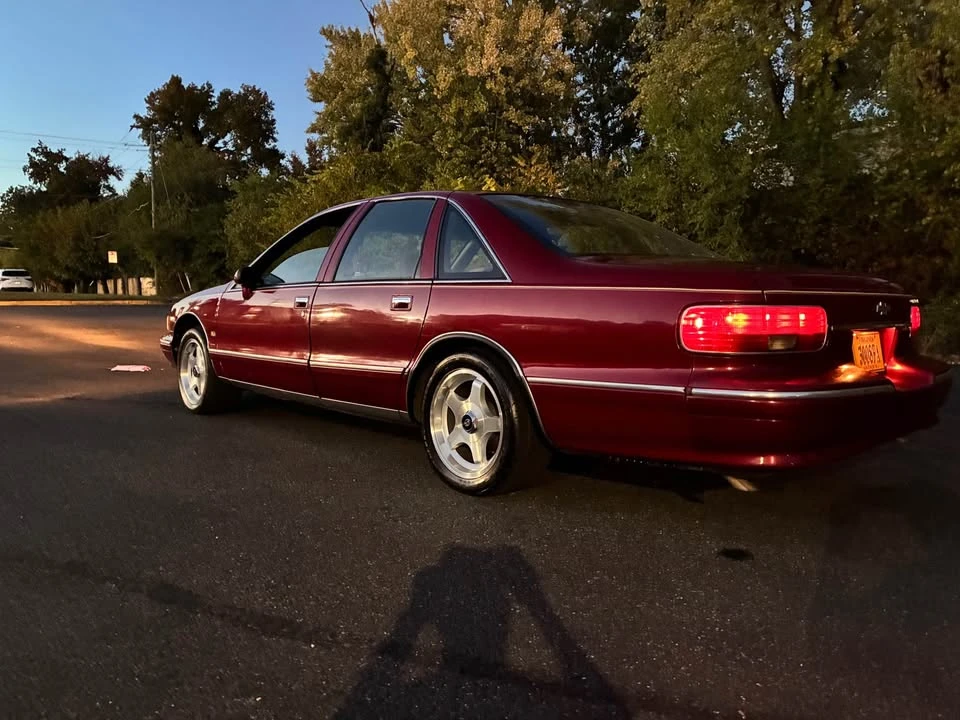 1994 Chevrolet Caprice - Image 5 of 18