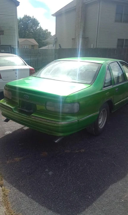 1994 Chevrolet Caprice - Image 2 of 9