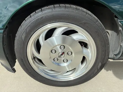 1994 Chevrolet Corvette C4 - Image 4 of 15