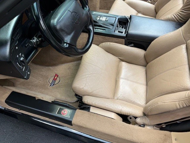 1994 Chevrolet Corvette C4 - Image 8 of 9
