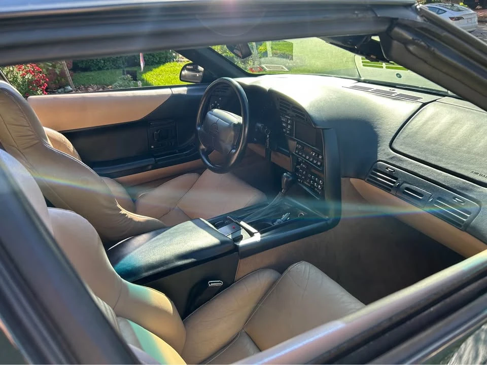 1994 Chevrolet Corvette C4 - Image 8 of 9