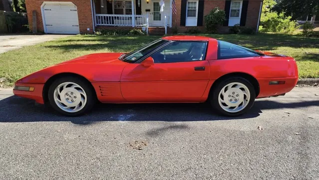 1994 Chevrolet Corvette C4 - Image 2 of 9