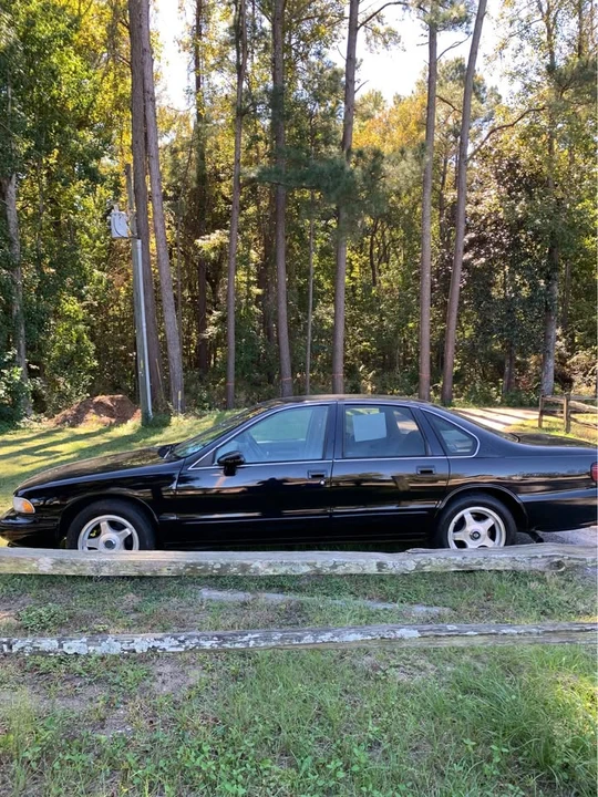 1994 Chevrolet Impala 7th Gen - Image 2 of 11