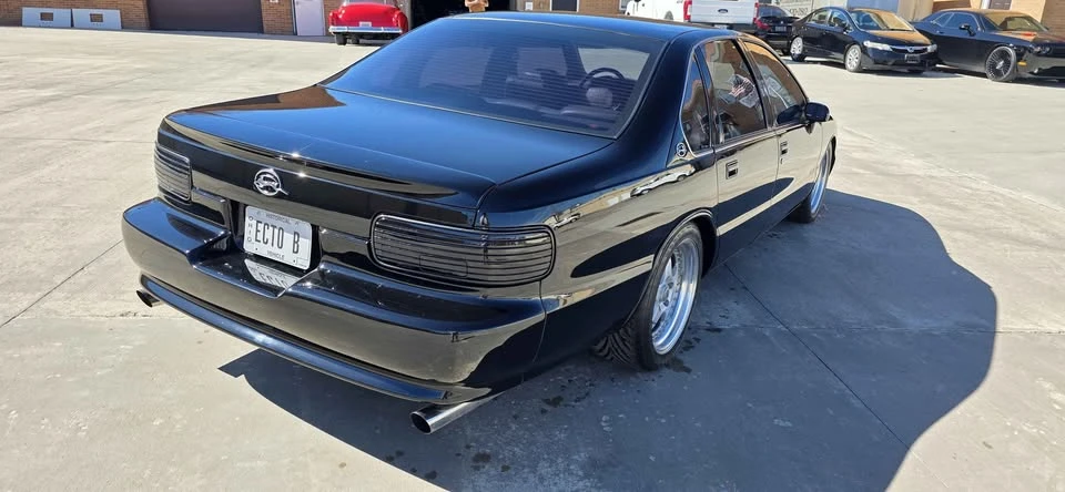 1994 Chevrolet Impala 7th Gen - Image 3 of 11