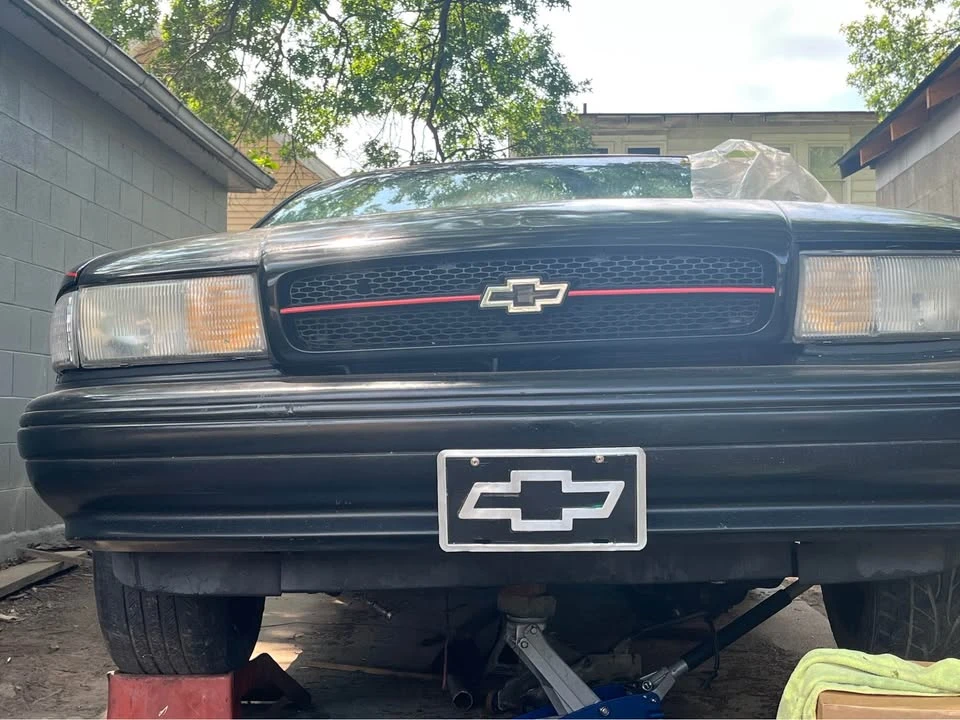 1994 Chevrolet Impala 7th Gen - Image 9 of 17