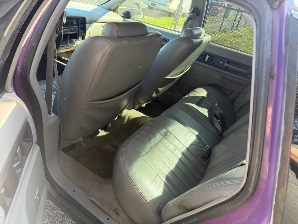1994 Chevrolet Impala 7th Gen - Image 5 of 8