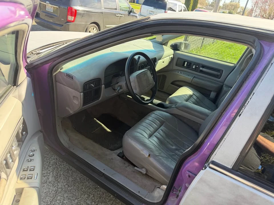 1994 Chevrolet Impala 7th Gen - Image 5 of 9