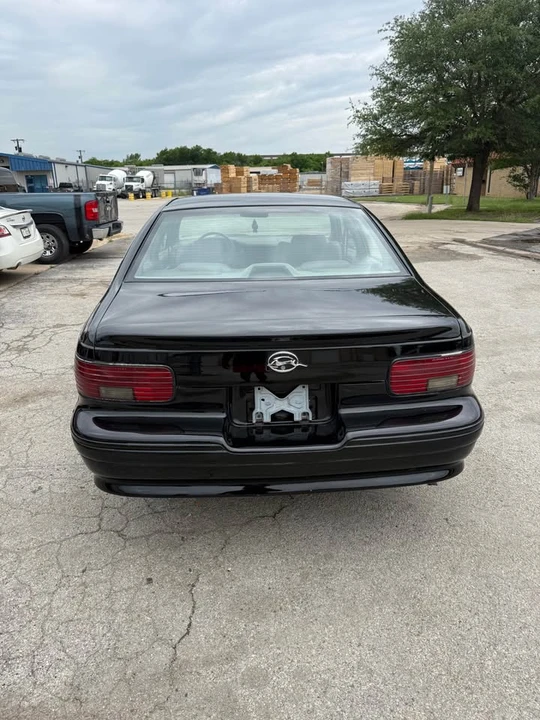 1994 Chevrolet Impala 7th Gen - Image 4 of 10
