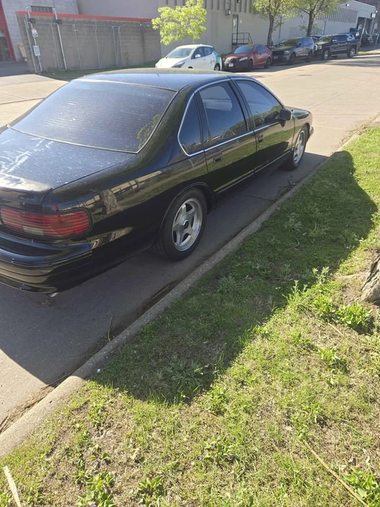 1994 Chevrolet Impala 7th Gen - Image 3 of 4