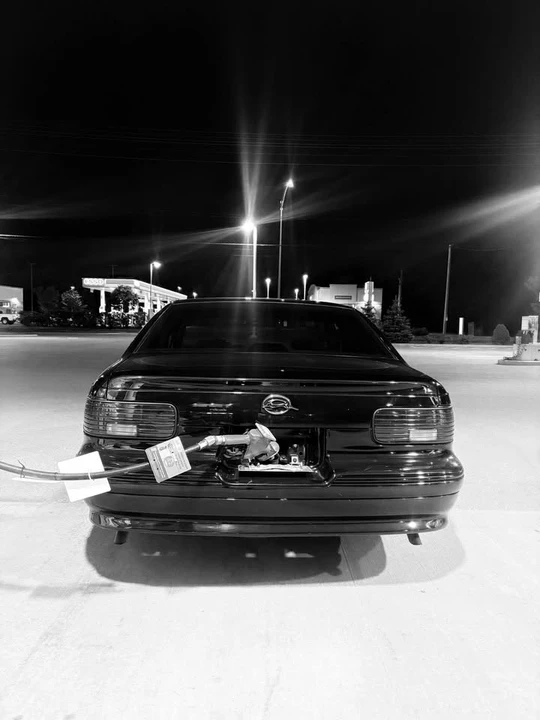 1994 Chevrolet Impala 7th Gen - Image 13 of 16
