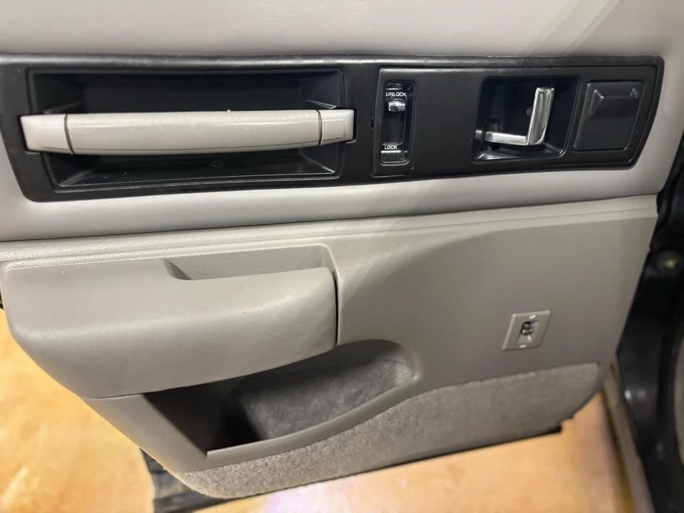 1994 Chevrolet Impala 7th Gen - Image 18 of 20