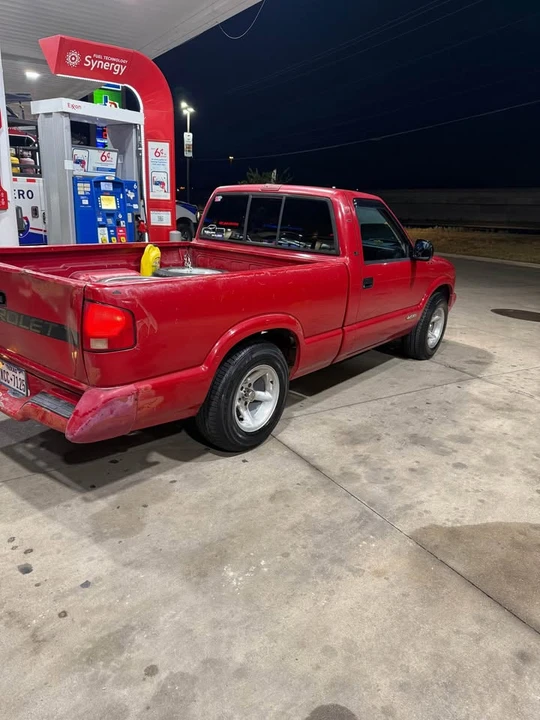 1994 Chevrolet S-10 - Image 3 of 5