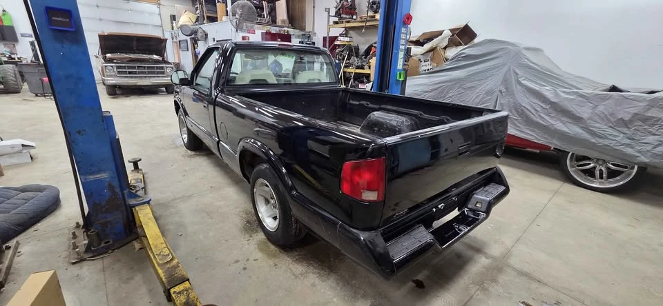 1994 Chevrolet S-10 - Image 11 of 16