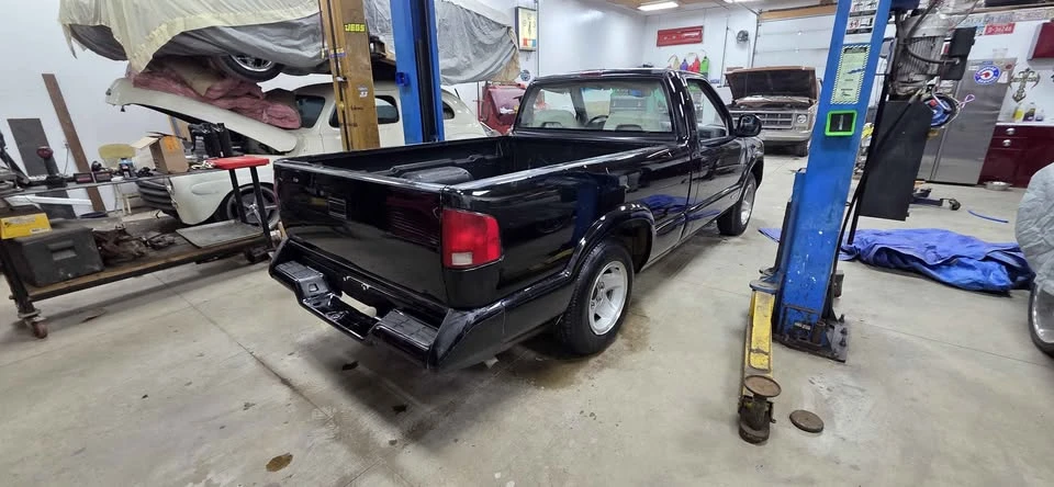 1994 Chevrolet S-10 - Image 3 of 16