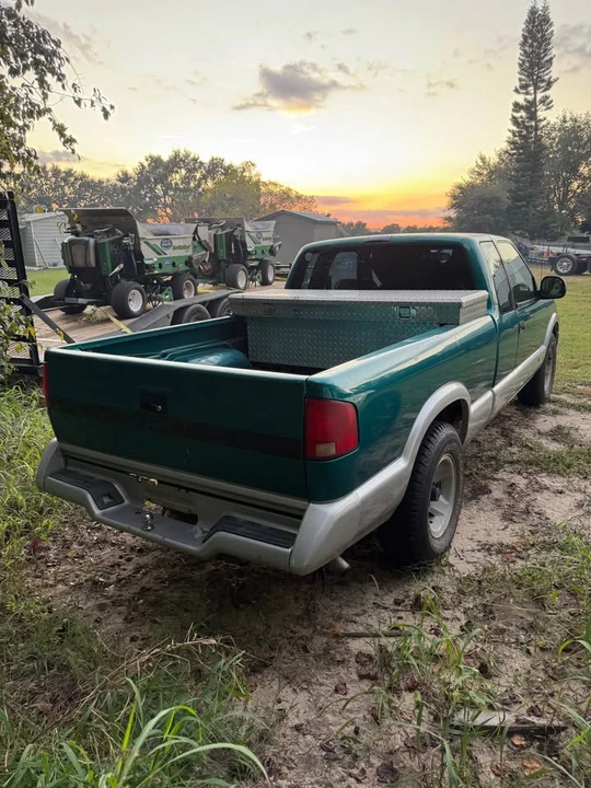 1994 Chevrolet S-10 - Image 2 of 10