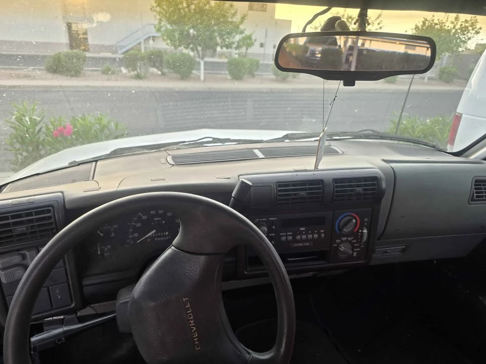 1994 Chevrolet S-10 - Image 7 of 13