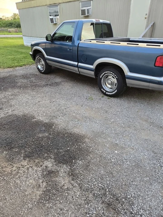 1994 Chevrolet S-10 - Image 3 of 5
